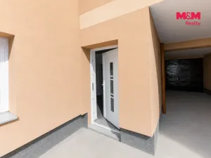 Pronájem bytu 1+kk, Velim, třída Krále Jiřího, 20 m2