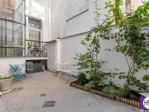 Prodej bytu 1+kk, Praha, Školská, 21 m2
