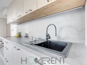 Pronájem bytu 2+kk, Praha, Vyšehradská, 53 m2
