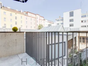 Pronájem bytu 2+kk, Praha, Vyšehradská, 53 m2