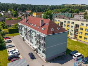 Prodej bytu 2+1, Rychnov u Jablonce nad Nisou, nám. Míru, 53 m2