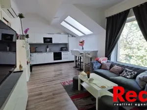 Pronájem bytu 2+kk, Brno, Moravanská, 52 m2