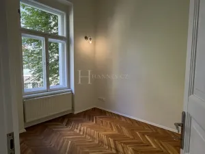 Pronájem bytu 3+1, Praha - Smíchov, Na bělidle, 110 m2