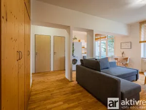 Pronájem bytu 2+1, Neratovice, Dr. E. Beneše, 67 m2