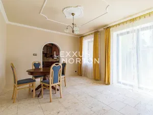 Pronájem rodinného domu, Praha - Řepy, Doubravínova, 480 m2
