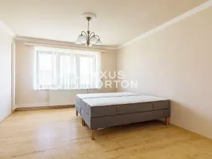 Pronájem rodinného domu, Praha - Řepy, Doubravínova, 480 m2