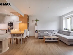 Prodej bytu 2+kk, Meziboří, Hornická, 58 m2