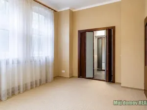 Pronájem vícegeneračního domu, Praha - Písnice, Putimská, 13000 m2