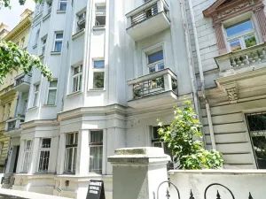 Pronájem bytu 3+1, Praha - Bubeneč, Čechova, 90 m2