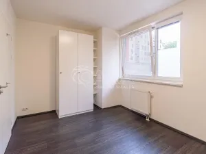 Prodej bytu 3+kk, Praha - Žižkov, Olgy Havlové, 71 m2