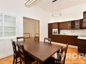 Pronájem bytu 3+1, Praha - Nové Město, Pštrossova, 94 m2