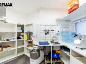 Pronájem restaurace, Hradec Králové - Pražské Předměstí, Habrmanova, 74 m2