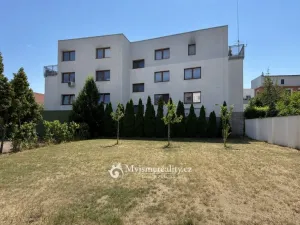 Pronájem bytu 2+kk, Znojmo, Jarošova, 44 m2