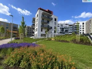 Prodej bytu 2+kk, Praha, Kolmanova, 51 m2