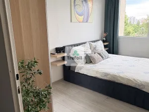 Prodej bytu 2+kk, Praha, Bazovského, 45 m2