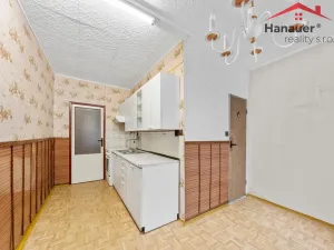 Prodej bytu 3+1, Děčín - Děčín III-Staré Město, Jezdecká, 67 m2