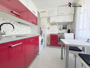 Prodej bytu 2+1, Karlovy Vary - Dvory, K. Kučery, 54 m2