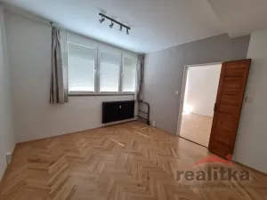 Pronájem bytu 2+1, Opava - Předměstí, Jaselská, 60 m2