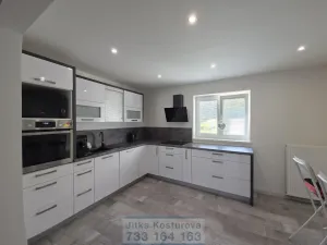 Prodej rodinného domu, Krnov - Pod Cvilínem, Chářovská, 165 m2