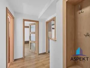 Pronájem bytu 2+kk, Praha - Holešovice, Tovární, 64 m2