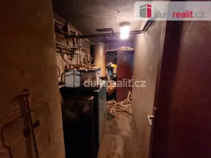 Pronájem výrobních prostor, Odolena Voda, Velkoveská, 238 m2