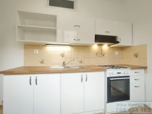 Pronájem bytu 2+1, Bruntál, Jesenická, 55 m2