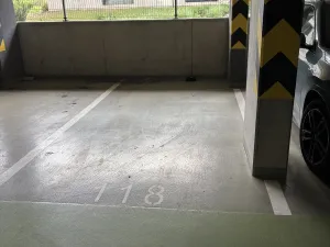 Pronájem garážového stání, Praha - Stodůlky, Svitákova, 15 m2