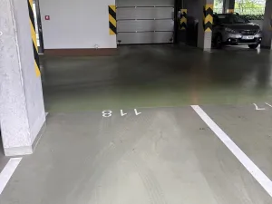 Pronájem garážového stání, Praha - Stodůlky, Svitákova, 15 m2