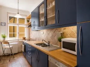 Pronájem bytu 3+1, Praha - Malá Strana, Všehrdova, 80 m2