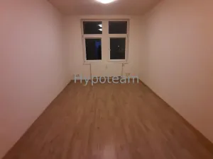 Pronájem bytu 2+1, Ústí nad Labem - Ústí nad Labem-centrum, Jateční, 63 m2