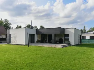 Prodej rodinného domu, Kamenice, 181 m2