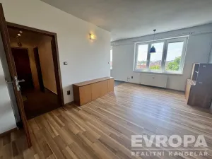Pronájem bytu 2+kk, Plzeň - Východní Předměstí, náměstí Generála Píky, 54 m2