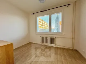 Pronájem bytu 1+1, Zlín, U Trojáku, 36 m2