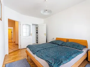 Prodej bytu 4+1, Praha - Žižkov, V kapslovně, 100 m2