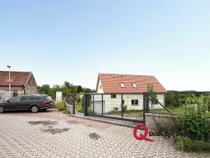 Pronájem bytu 2+1, Praha - Holyně, Za Knotkem, 89 m2