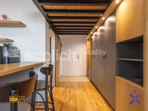 Prodej bytu 1+kk, Zlín, Lorencova, 28 m2