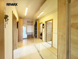 Prodej bytu 2+kk, Praha, 55 m2