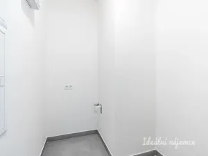 Pronájem bytu 3+kk, Praha - Háje, Sochorcova, 77 m2