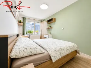 Pronájem bytu 2+kk, Praha, Klementova, 57 m2