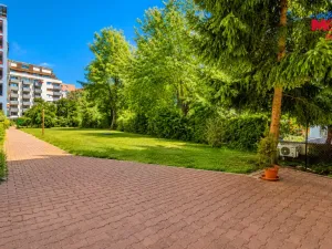 Prodej bytu 3+1, Praha - Vysočany, Podnádražní, 93 m2