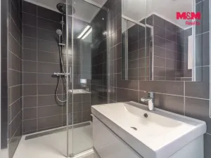 Prodej bytu 4+1, Praha - Černý Most, Bojčenkova, 104 m2