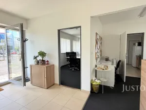 Pronájem kanceláře, Teplice, Pražská, 73 m2