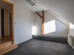 Prodej kanceláře, Chrudim - Chrudim IV, Lupáčova, 612 m2