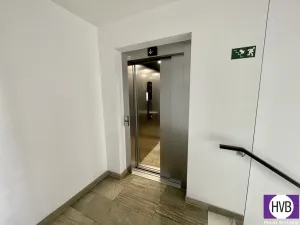 Prodej bytu 1+kk, Praha, Toufarova, 40 m2