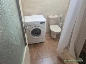 Pronájem bytu 1+1, Praha - Štěrboholy, Pod areálem, 45 m2