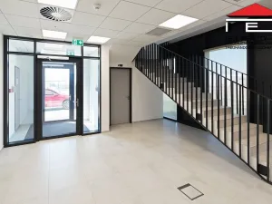 Pronájem skladu, Chrášťany, Plzeňská, 2707 m2