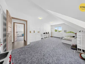Prodej rodinného domu, Rožnov pod Radhoštěm, V Mokrém, 250 m2
