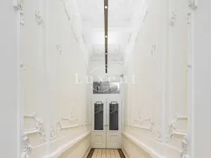 Prodej bytu 2+kk, Karlovy Vary, Vřídelní, 62 m2