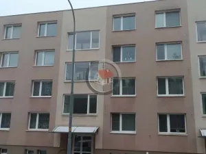 Pronájem bytu 2+1, Třebíč - Nové Dvory, Velkomeziříčská, 57 m2
