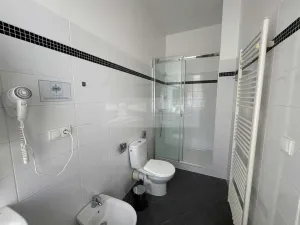 Pronájem bytu 2+kk, Praha, Strojnická, 66 m2
